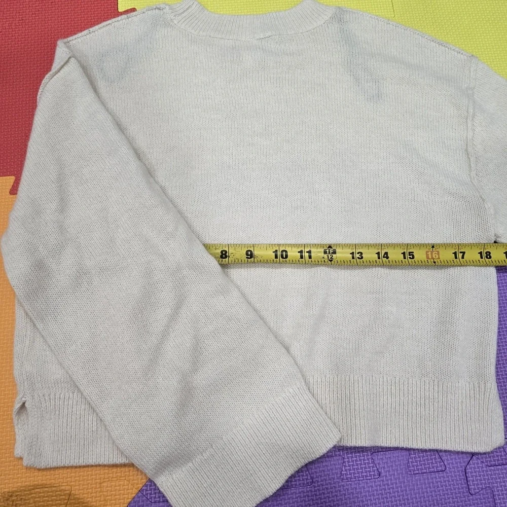 H&M divided women